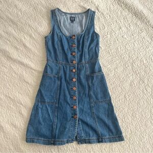 GAP- denim button up dress